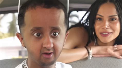 Ari Electra and Baby Alien go viral over fan video